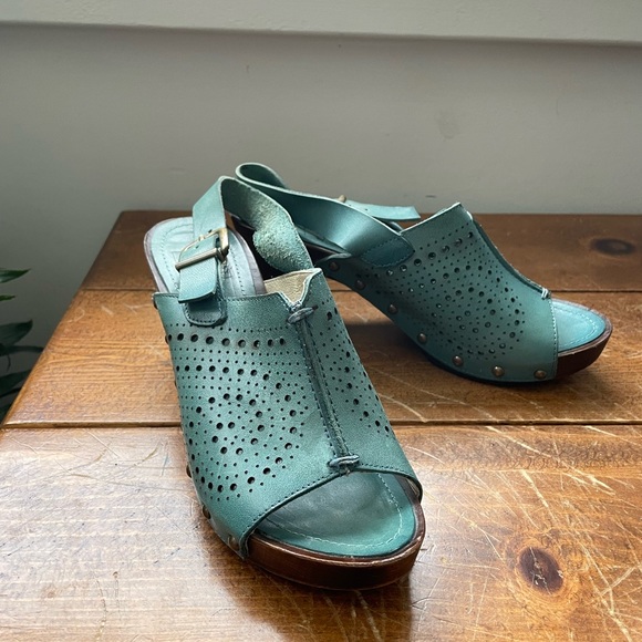 Fiona wooden heel - Picture 2 of 4